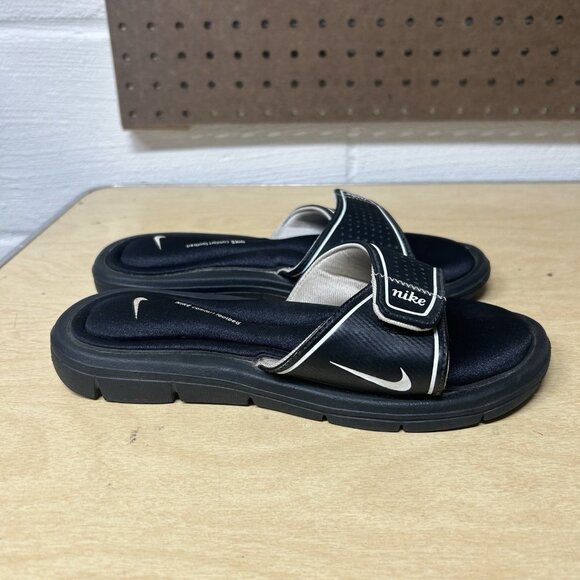 Nike Comfort Slide Memory Foam Black Women’s 6 Flip Flop Sandals 360683-011 - Picture 1 of 9